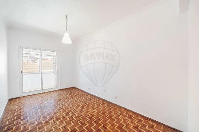 Apartamento T2 para Venda em Cacém e São Marcos