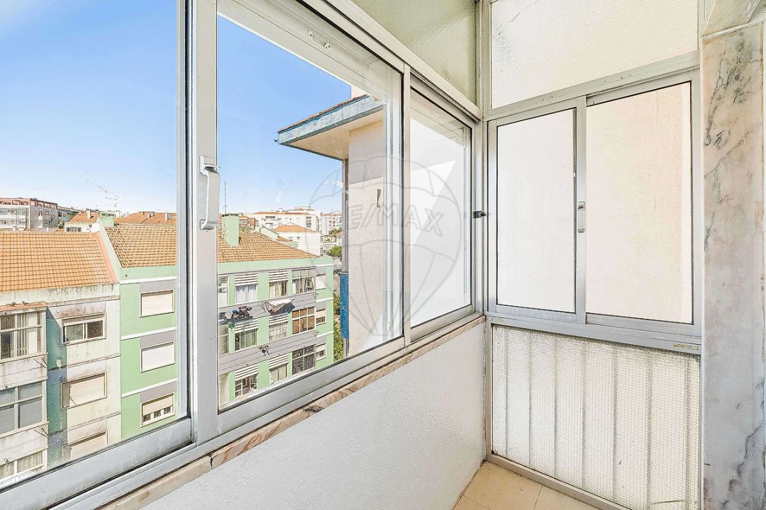 Apartamento T2 para Venda em Cacém e São Marcos Foto 11