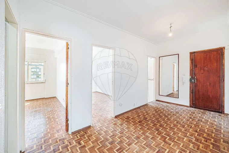 Apartamento T2 para Venda em Cacém e São Marcos Foto 4