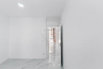 Apartamento T1 para Venda em Almada, Cova da Piedade, Pragal e Cacilhas
