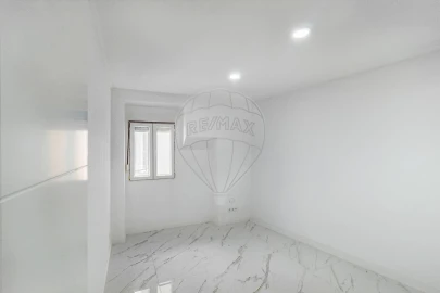 Apartamento T1 para Venda em Almada, Cova da Piedade, Pragal e Cacilhas