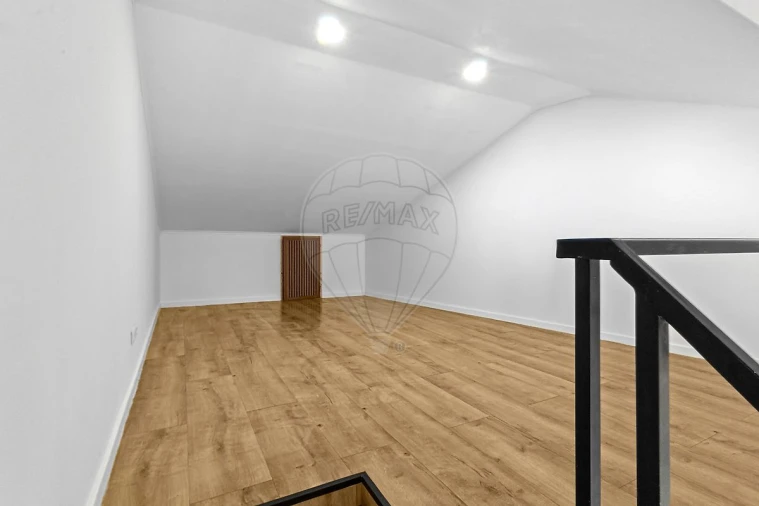 Apartamento T1 para Venda em Almada, Cova da Piedade, Pragal e Cacilhas Foto 14