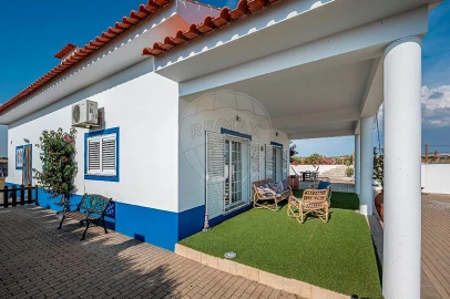 Quinta T3 para Venda em Ferreira do Alentejo e Canhestros
