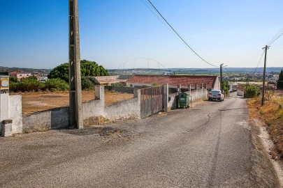 Terreno para Venda em Alenquer (Santo Estêvão e Triana)
