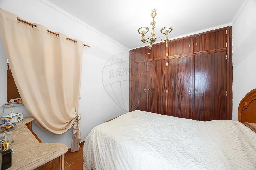 Moradia T2 para Venda em Alenquer (Santo Estêvão e Triana) Foto 1