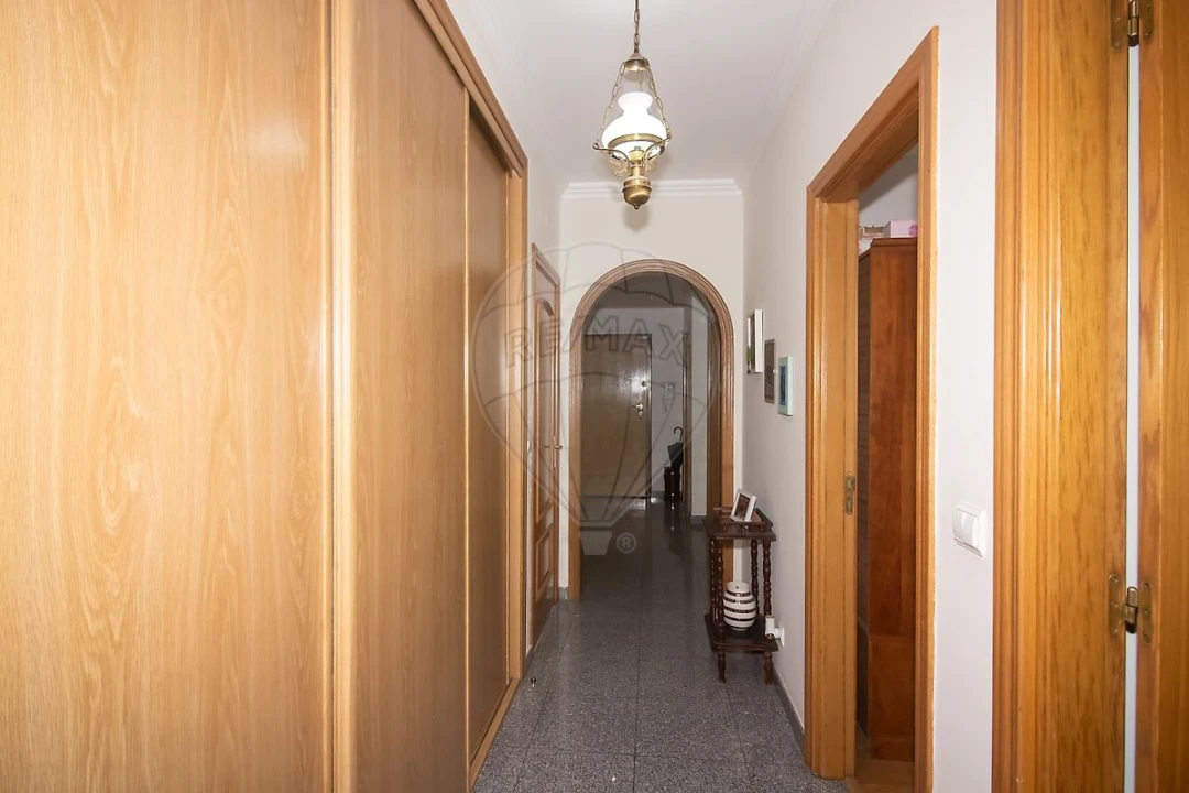 Apartamento T2 para Venda em Azambuja Foto 25