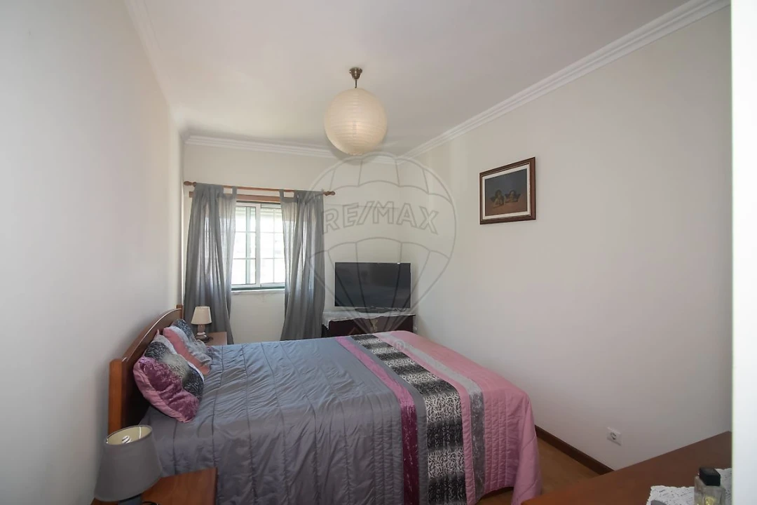 Apartamento T2 para Venda em Azambuja Foto 23