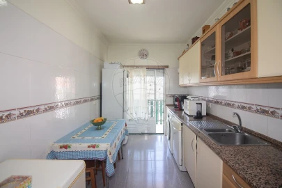Apartamento T2 para Venda em Azambuja