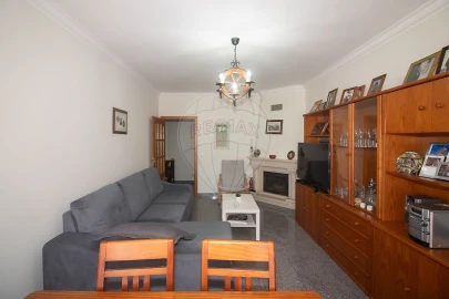 Apartamento T2 para Venda em Azambuja