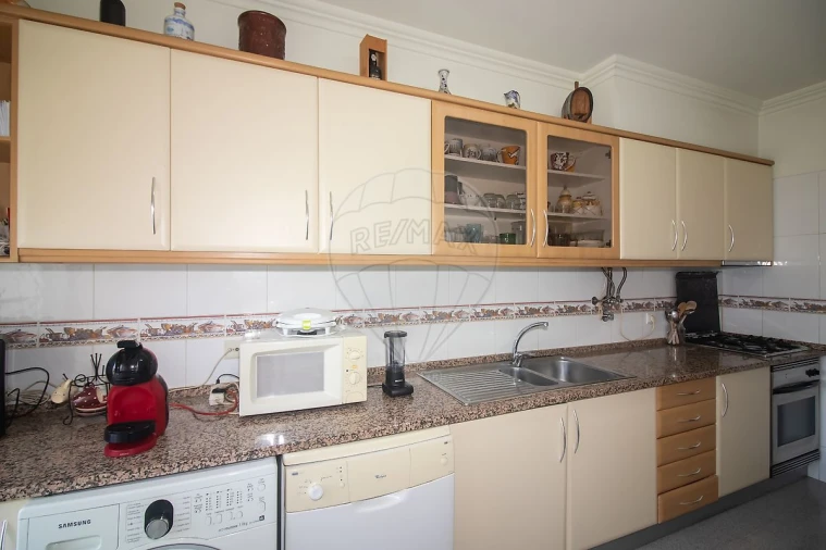 Apartamento T2 para Venda em Azambuja Foto 18