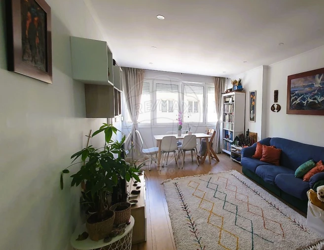 Apartamento T2 para Arrendamento em Algés, Linda-A-Velha e Cruz Quebrada-Dafundo Foto 7