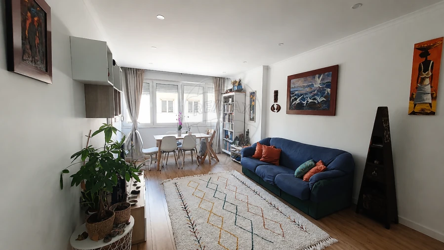 Apartamento T2 para Arrendamento em Algés, Linda-A-Velha e Cruz Quebrada-Dafundo Foto 10