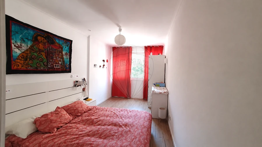 Apartamento T2 para Arrendamento em Algés, Linda-A-Velha e Cruz Quebrada-Dafundo Foto 2
