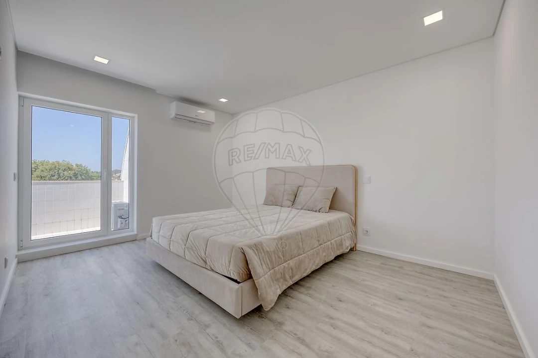 Apartamento T3 para Venda em São Felix da Marinha Foto 11