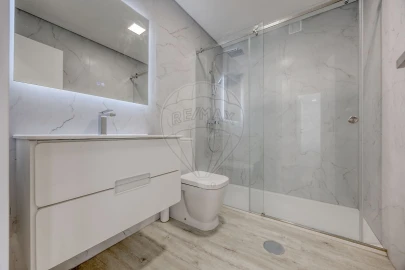 Apartamento T3 para Venda em São Felix da Marinha