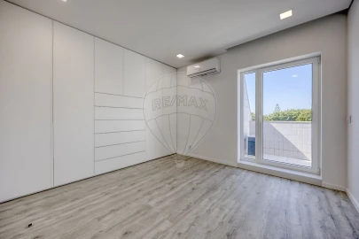 Apartamento T3 para Venda em São Felix da Marinha