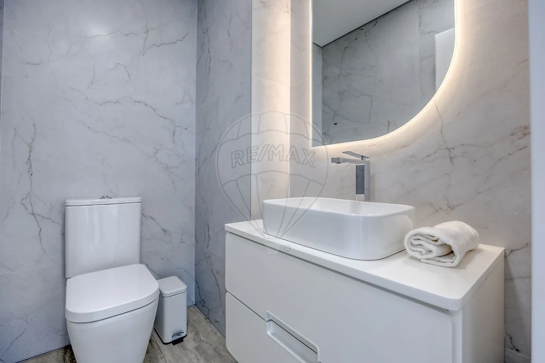 Apartamento T3 para Venda em São Felix da Marinha Foto 18
