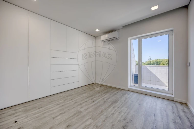 Apartamento T3 para Venda em São Felix da Marinha Foto 9