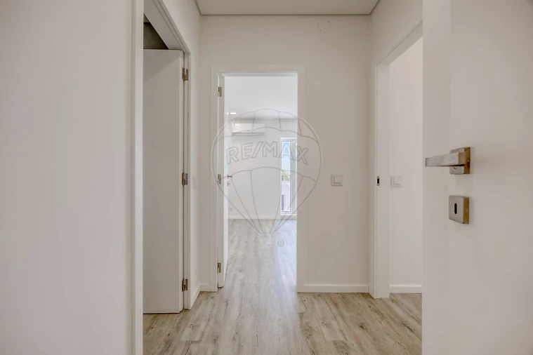 Apartamento T3 para Venda em São Felix da Marinha Foto 6