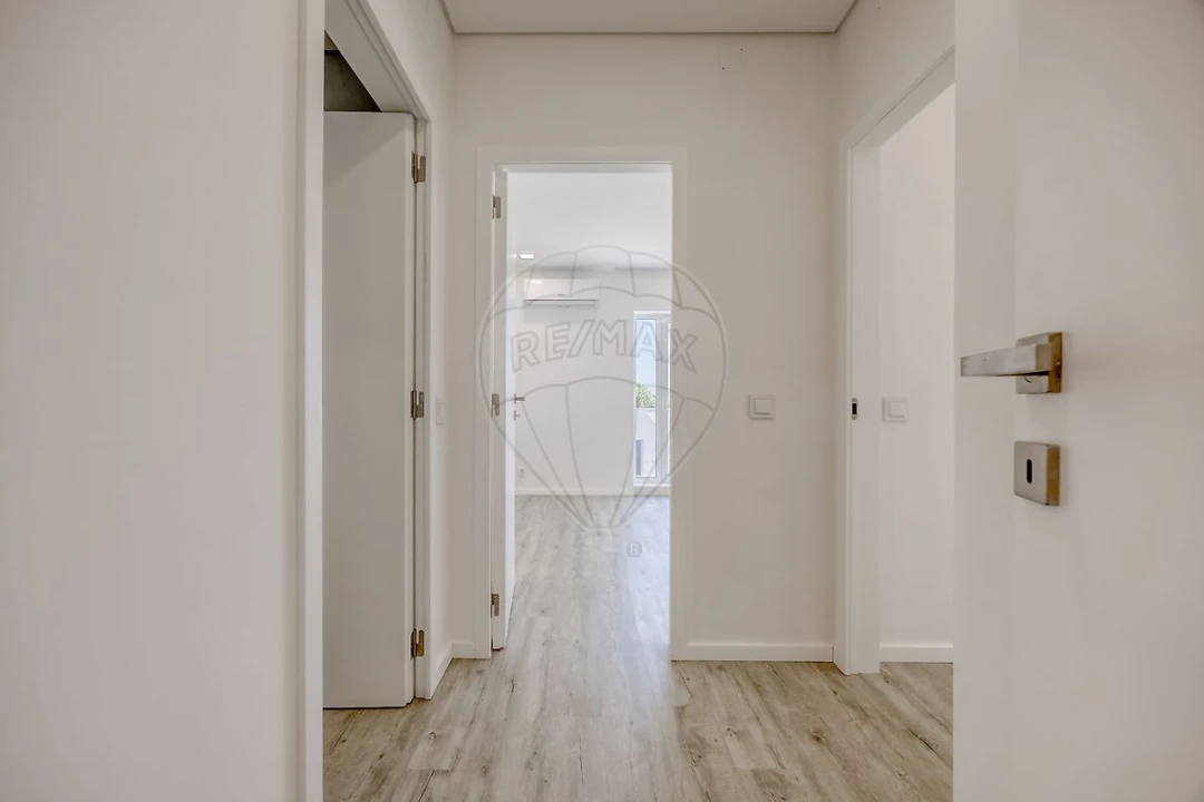 Apartamento T3 para Venda em São Felix da Marinha Foto 6