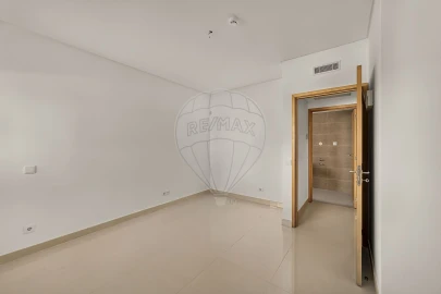 Apartamento T1 para Venda em Quinta do Anjo