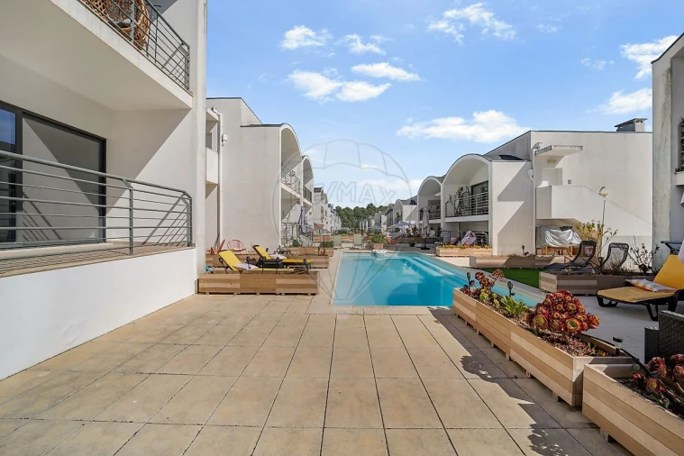 Apartamento T1 para Venda em Quinta do Anjo Foto 9