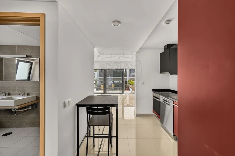 Apartamento T1 para Venda em Quinta do Anjo Foto 14