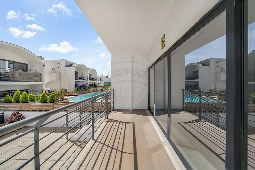 Apartamento T1 para Venda em Quinta do Anjo Foto 10