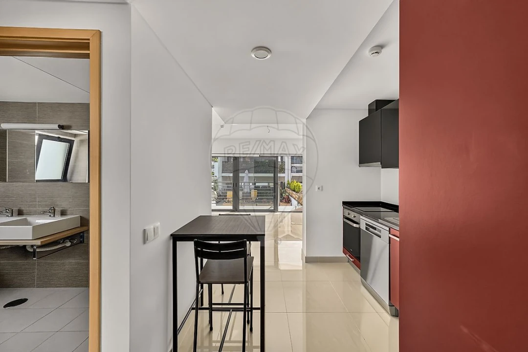 Apartamento T1 para Venda em Quinta do Anjo Foto 14