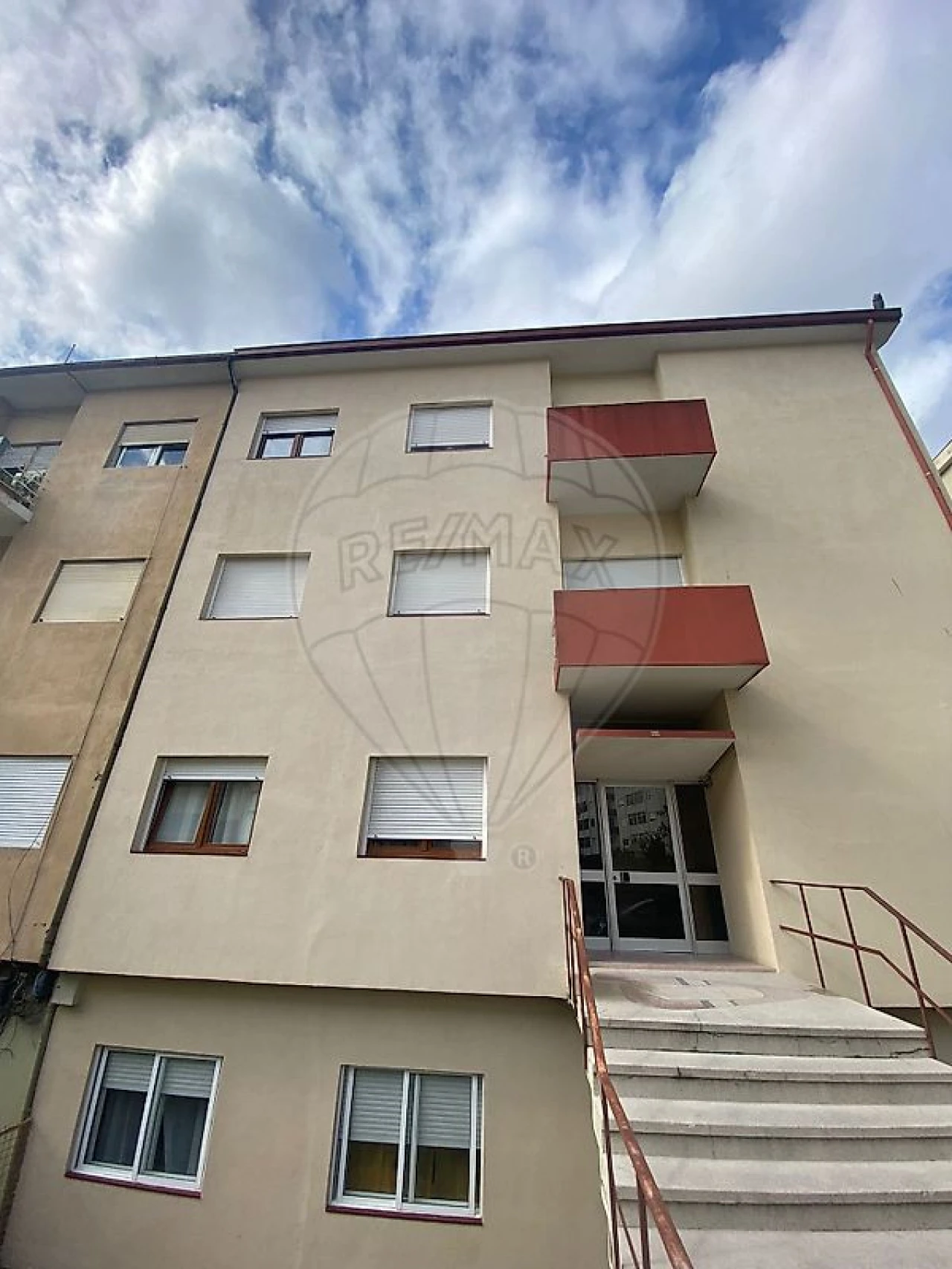 Apartamento T2 para Arrendamento em Paranhos Foto 10