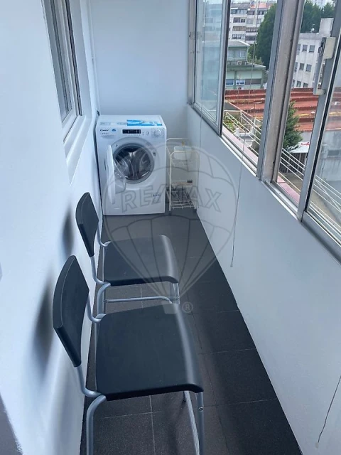 Apartamento T2 para Arrendamento em Paranhos