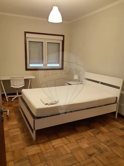 Apartamento T2 para Arrendamento em Paranhos