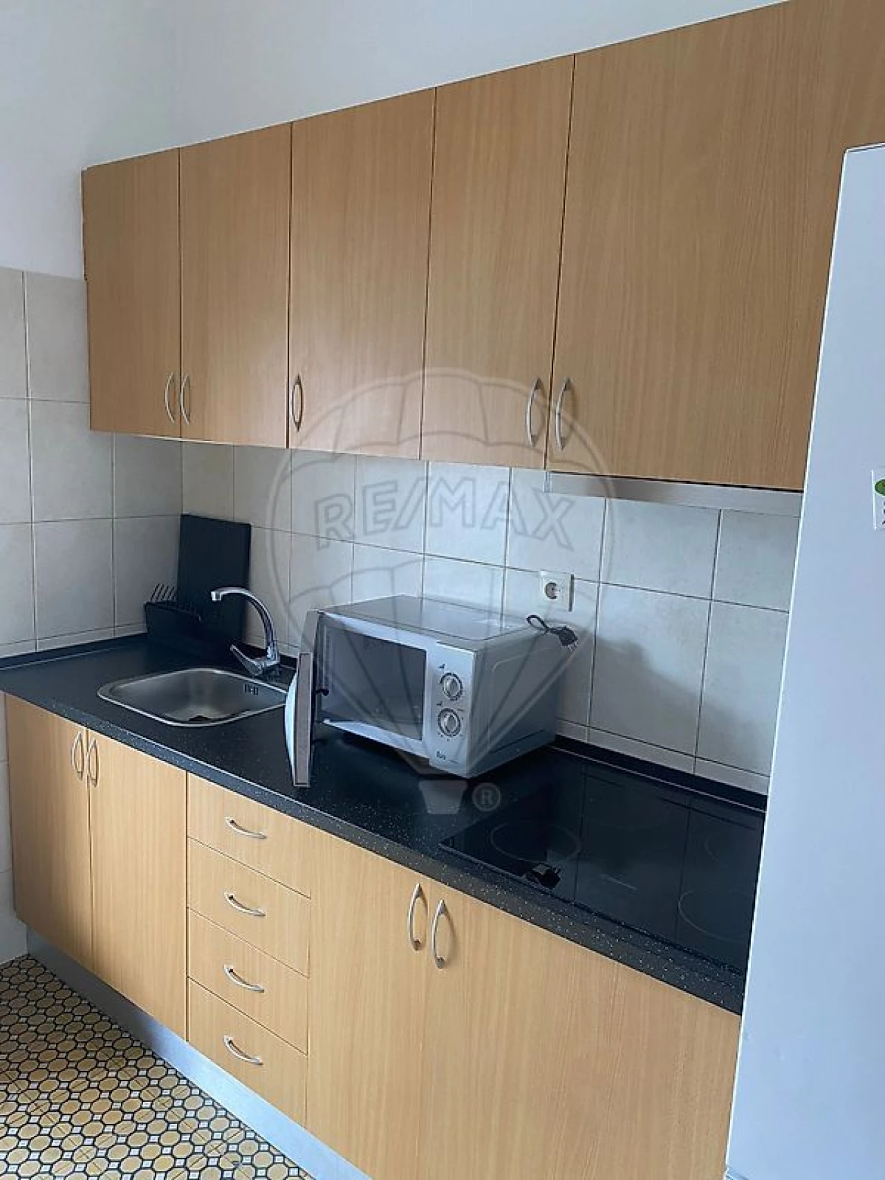 Apartamento T2 para Arrendamento em Paranhos Foto 8