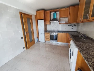 Apartamento T3 para Venda em Azambuja