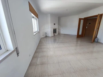 Apartamento T3 para Venda em Azambuja