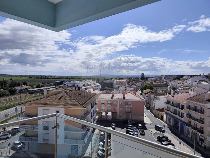 Apartamento T3 para Venda em Azambuja Foto 5