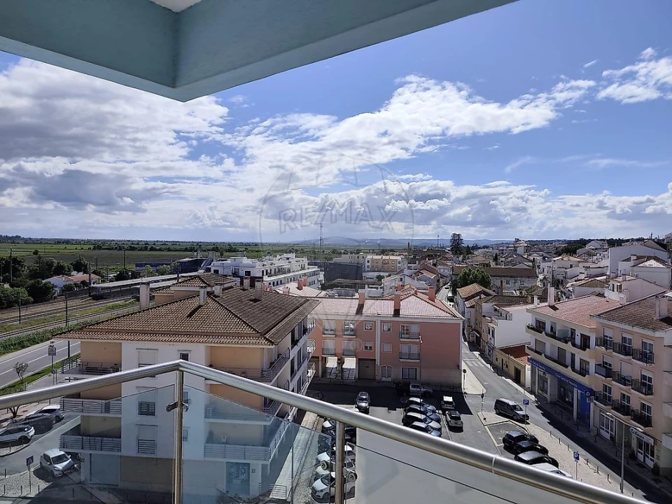 Apartamento T3 para Venda em Azambuja Foto 5