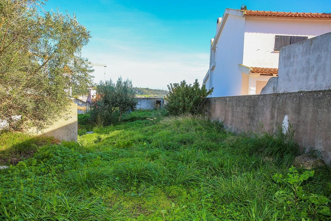 Moradia T3 para Venda em Vale do Paraiso Foto 43