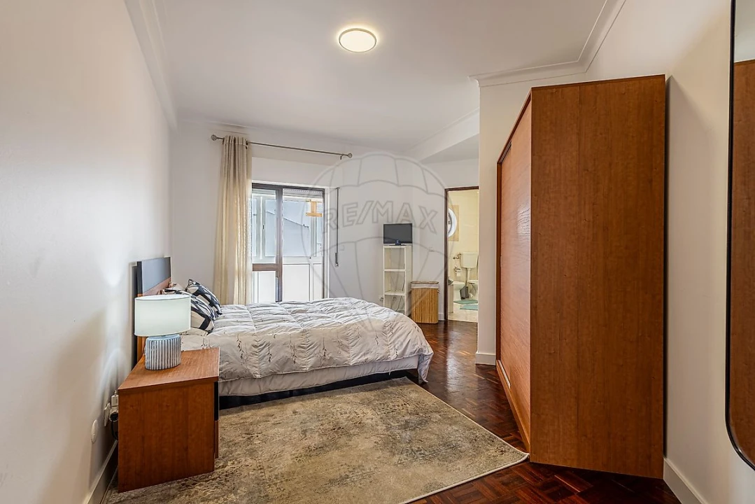 Apartamento T3 para Venda em Aveiras de Cima Foto 9