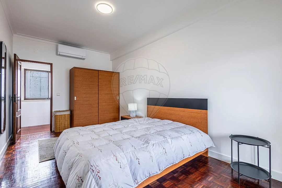 Apartamento T3 para Venda em Aveiras de Cima Foto 24