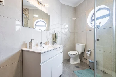 Apartamento T3 para Venda em Aveiras de Cima