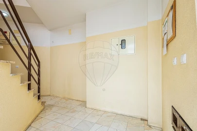 Apartamento T3 para Venda em Aveiras de Cima