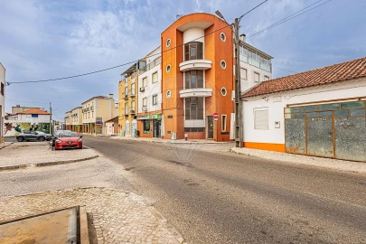 Apartamento T3 para Venda em Aveiras de Cima