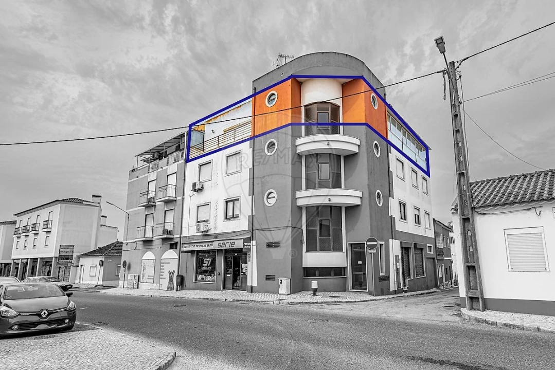 Apartamento T3 para Venda em Aveiras de Cima Foto 7