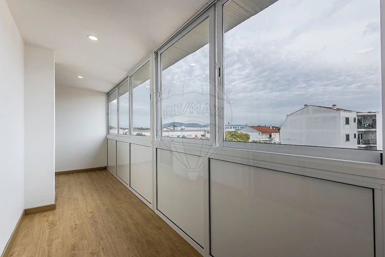 Apartamento T3 para Venda em Aveiras de Cima Foto 18