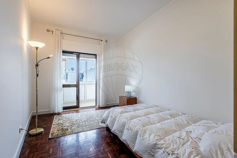 Apartamento T3 para Venda em Aveiras de Cima Foto 28