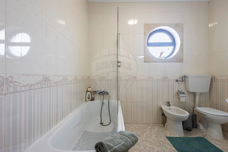 Apartamento T3 para Venda em Aveiras de Cima Foto 16