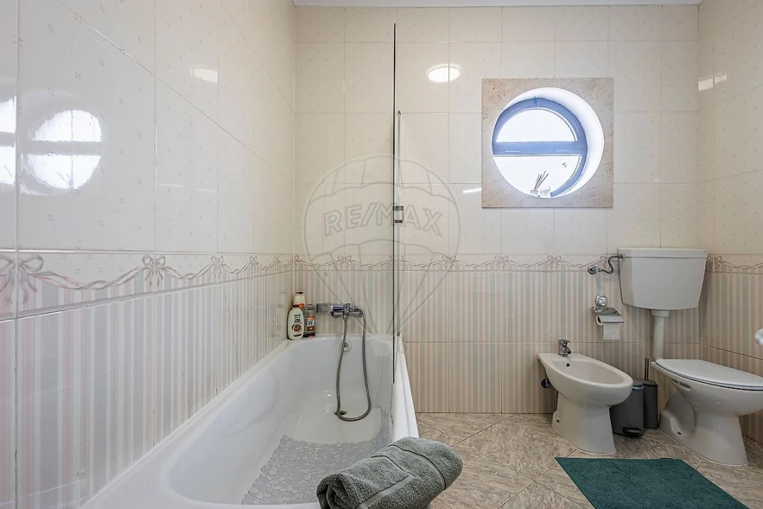Apartamento T3 para Venda em Aveiras de Cima Foto 16