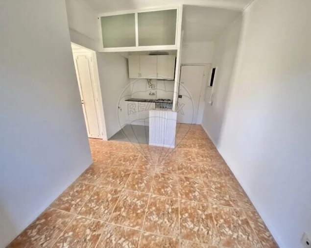 Apartamento T1 para Venda em Cacém e São Marcos Foto 3