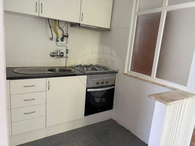 Apartamento T1 para Venda em Cacém e São Marcos Foto 8
